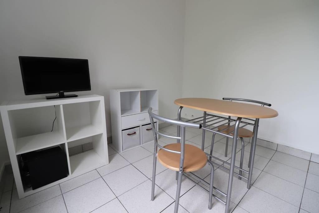Montrouge 1 Bedroom Flat 30M2 - Zewnętrze zdjęcie